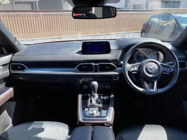 Mazda CX-8 2019-04 23929-1