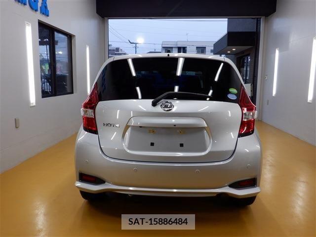 Nissan NOTE 2018-01 251217-9