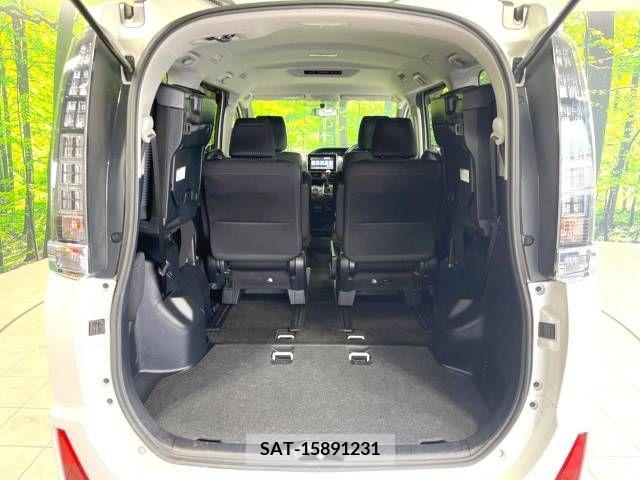 Toyota VOXY 2014-05 321416-11
