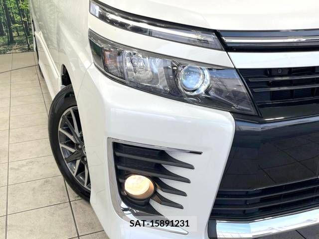 Toyota VOXY 2014-05 321416-13