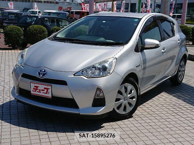 Toyota AQUA 2014-01 378869-0