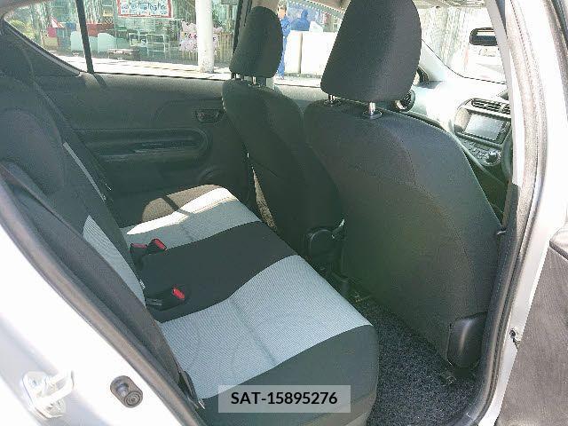 Toyota AQUA 2014-01 378869-9