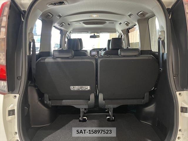 Toyota ESQUIRE 2015-05 321467-9