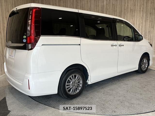 Toyota ESQUIRE 2015-05 321467-17