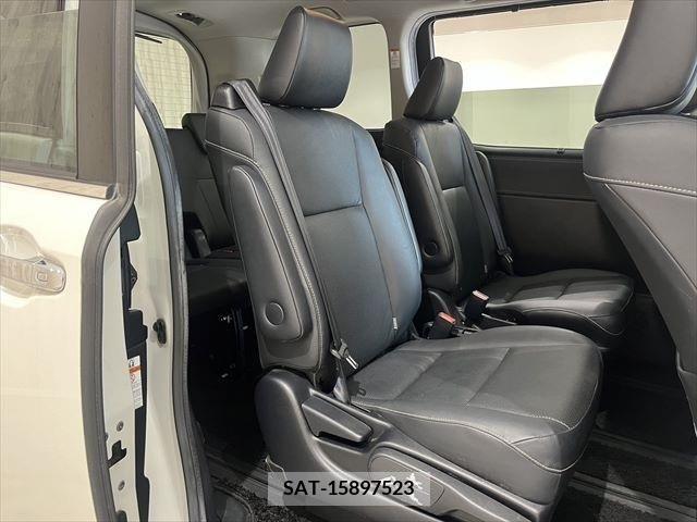 Toyota ESQUIRE 2015-05 321467-7