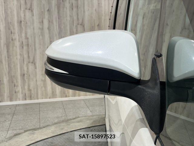 Toyota ESQUIRE 2015-05 321467-23