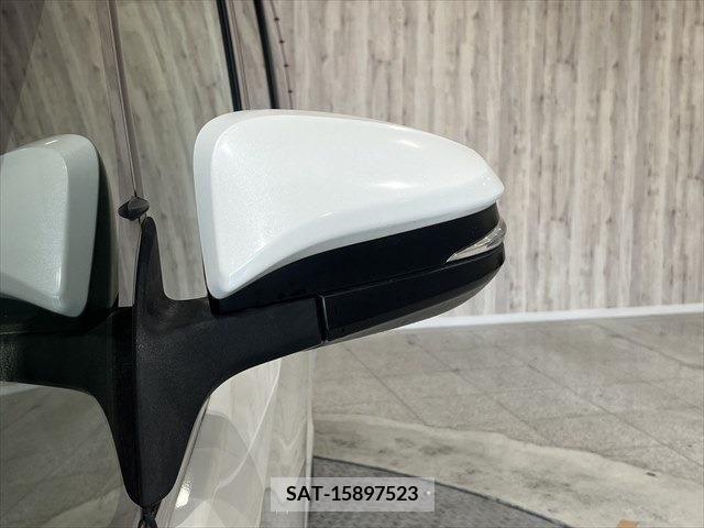 Toyota ESQUIRE 2015-05 321467-22
