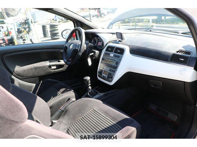 Abarth GRANDE PUNTO 2009-04 272030-11