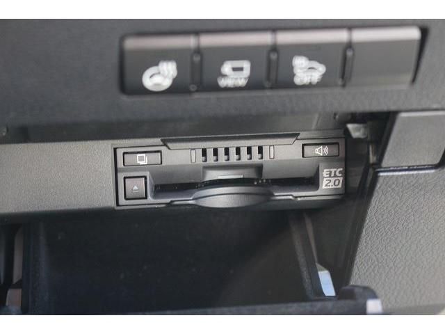 Lexus RX 2018-09 20889-4
