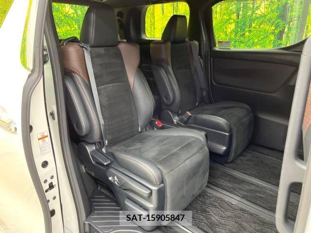Toyota ALPHARD 2017-03 220747-8