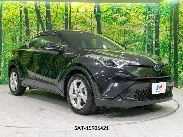 Toyota C-HR 2017-05 211785-16