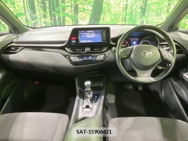 Toyota C-HR 2017-05 211785-1