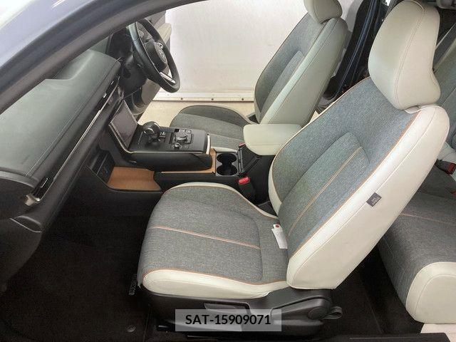 Mazda MX-30 2021-02 302264-13