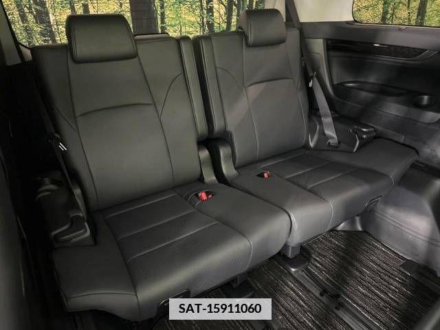 Toyota ALPHARD 2022-12 373505-9