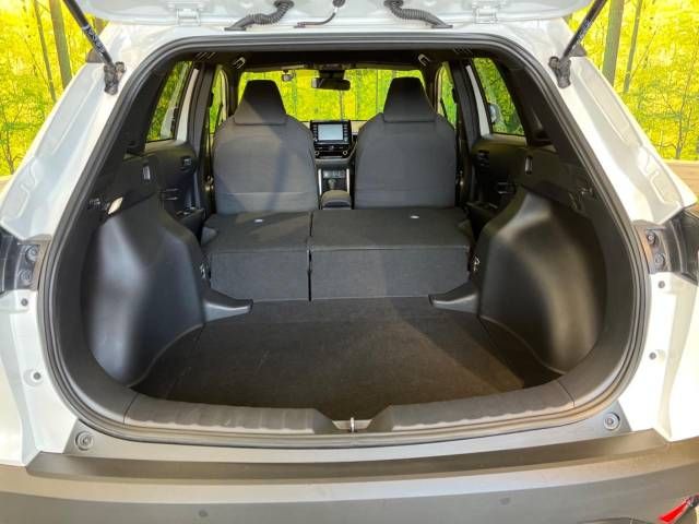 Toyota COROLLA CROSS 2023-06 189165-10