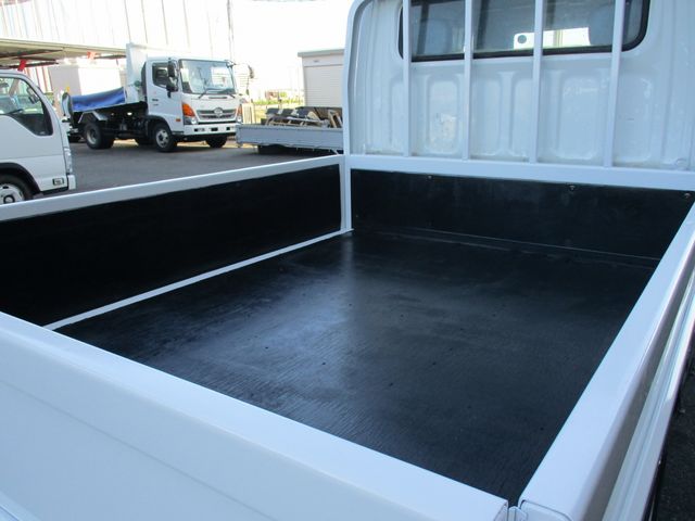 Mitsubishi CANTER 2018-07 12559-6