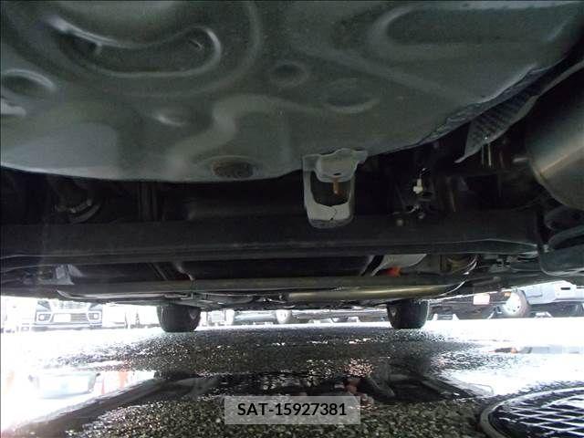 Toyota PRIUS 2015-03 211309-9
