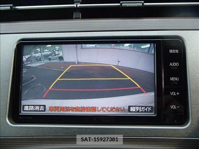 Toyota PRIUS 2015-03 211309-17