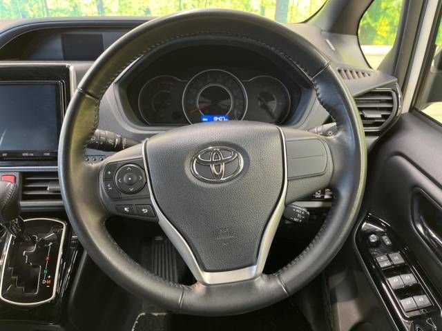 Toyota NOAH 2018-12 26889-12