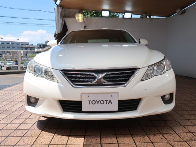Toyota MARK X 2010-11 183063-8