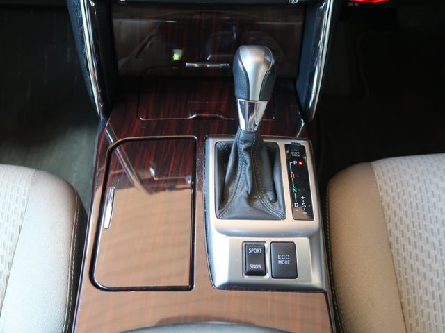 Toyota MARK X 2010-11 183063-10