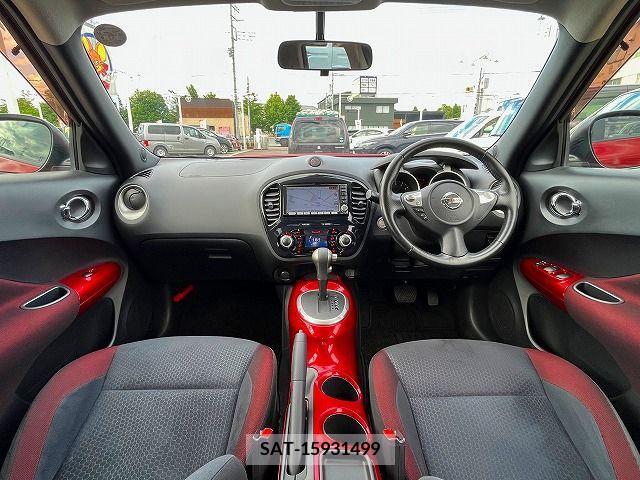 Nissan JUKE 2012-01 320477-1