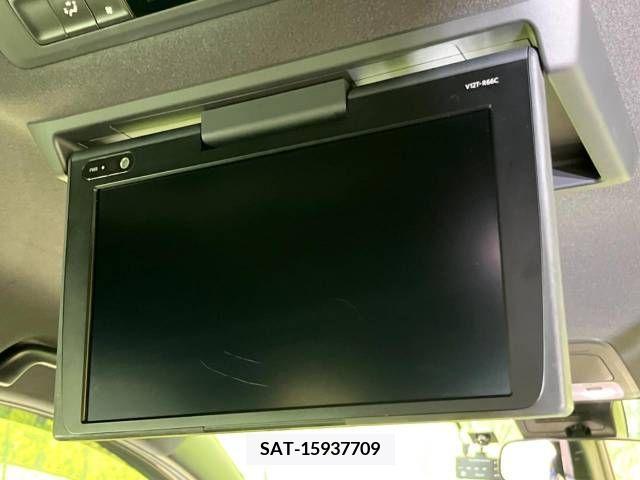 Toyota VOXY 2018-04 288929-3