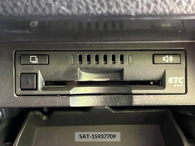 Toyota VOXY 2018-04 288929-7