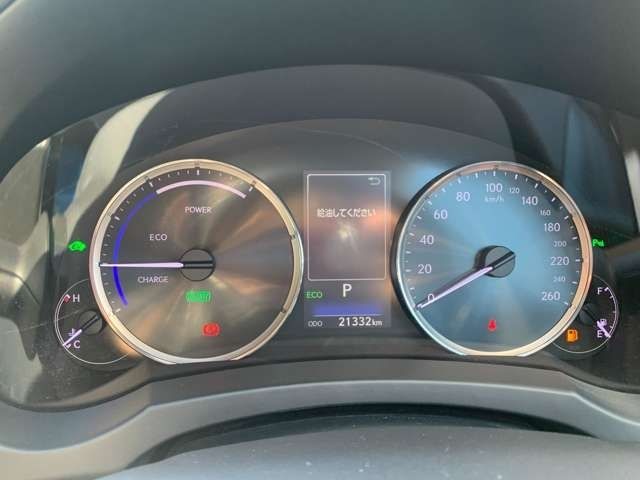 Lexus IS 2017-02 17691-18