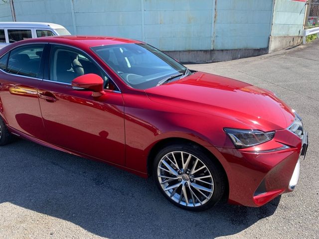 Lexus IS 2017-02 17691-3