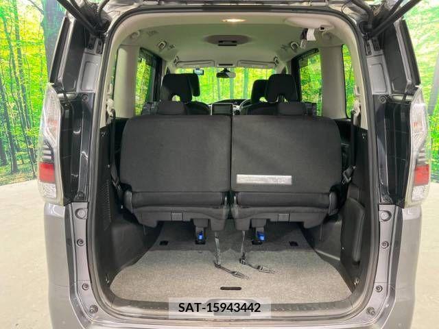 Nissan SERENA 2019-10 324959-19