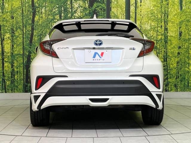Toyota C-HR 2017-09 187982-16