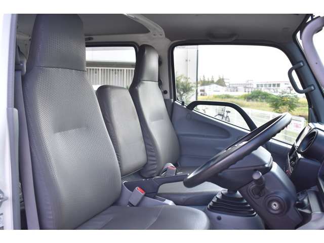 Toyota TOYOACE 2017-10 16814-8