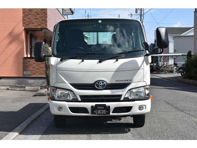 Toyota TOYOACE 2017-10 16814-1