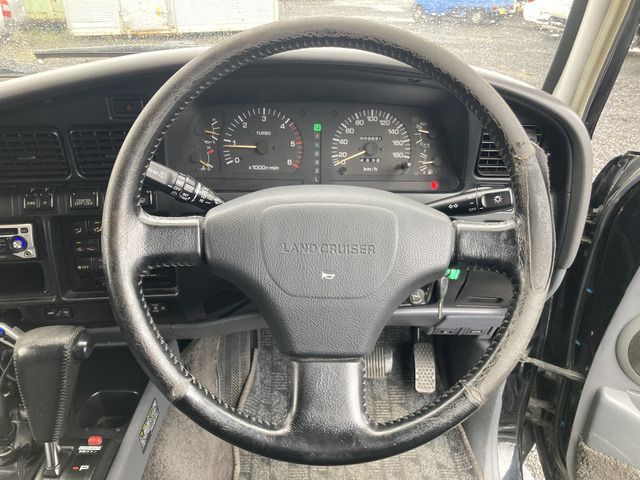 Toyota LAND CRUISER 1992-08 5782-13