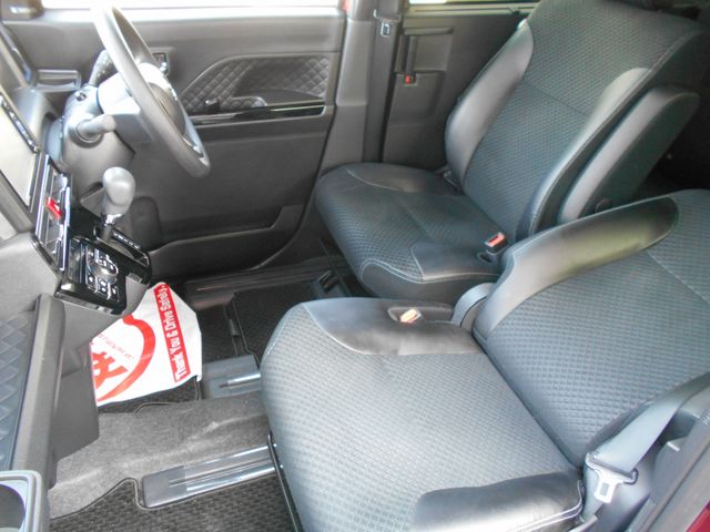 Daihatsu TANTO CUSTOM 2022-01 18868-9