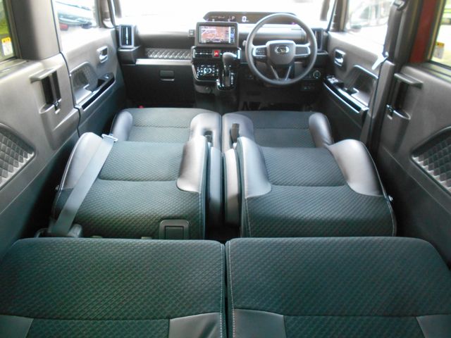 Daihatsu TANTO CUSTOM 2022-01 18868-13