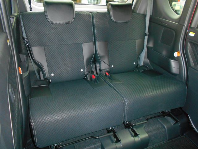 Daihatsu TANTO CUSTOM 2022-01 18868-11
