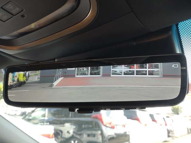 Lexus LS 2021-03 70-8