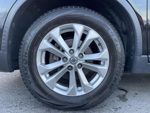 Nissan X-TRAIL 2014-12 196389-16