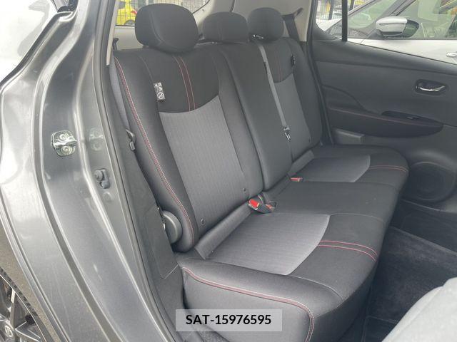Nissan LEAF 2019-06 339713-17