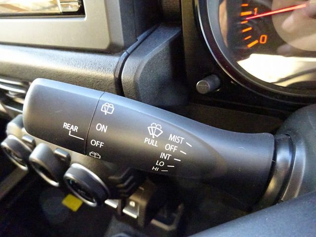 Suzuki JIMNY 2020-01 188218-24