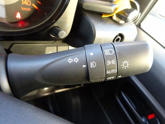 Suzuki JIMNY 2020-01 188218-25