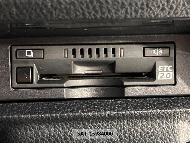 Toyota VOXY 2020-09 321668-7