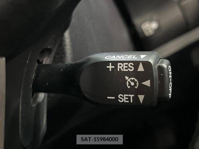 Toyota VOXY 2020-09 321668-6