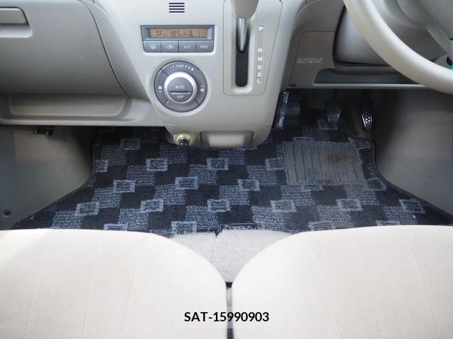 Daihatsu ATRAI WAGON 2011-07 242914-15