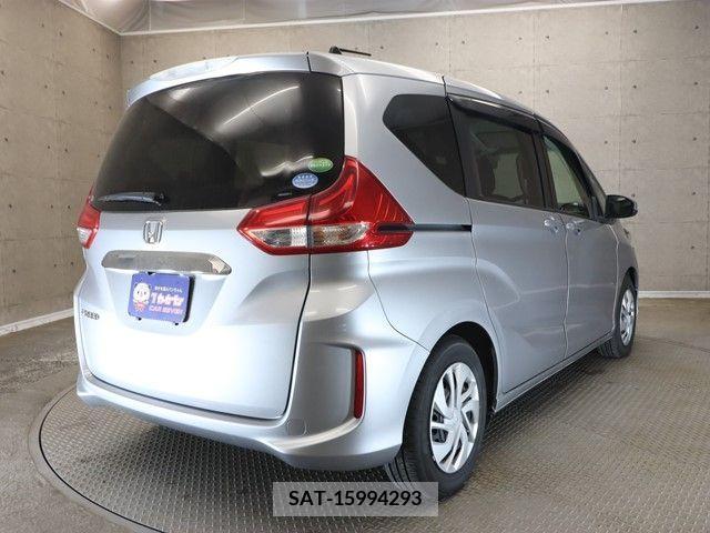 Honda FREED 2017-08 302921-1