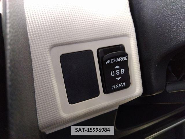 Daihatsu MOVE 2018-10 376124-9