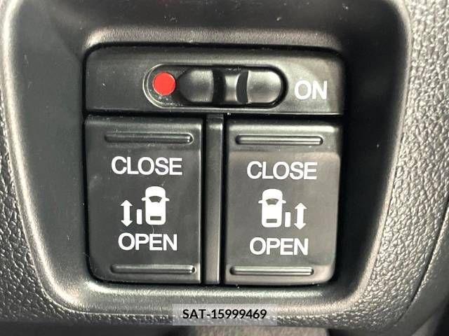 Honda N BOX CUSTOM 2012-03 364938-2