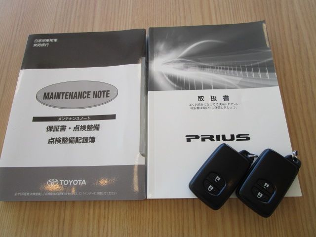 Toyota PRIUS 2016-01 185603-29